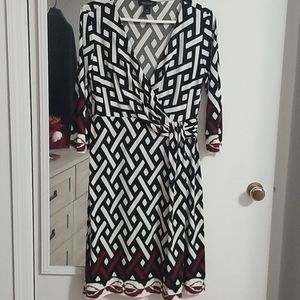 WHBM Super Cute Must Have Dress